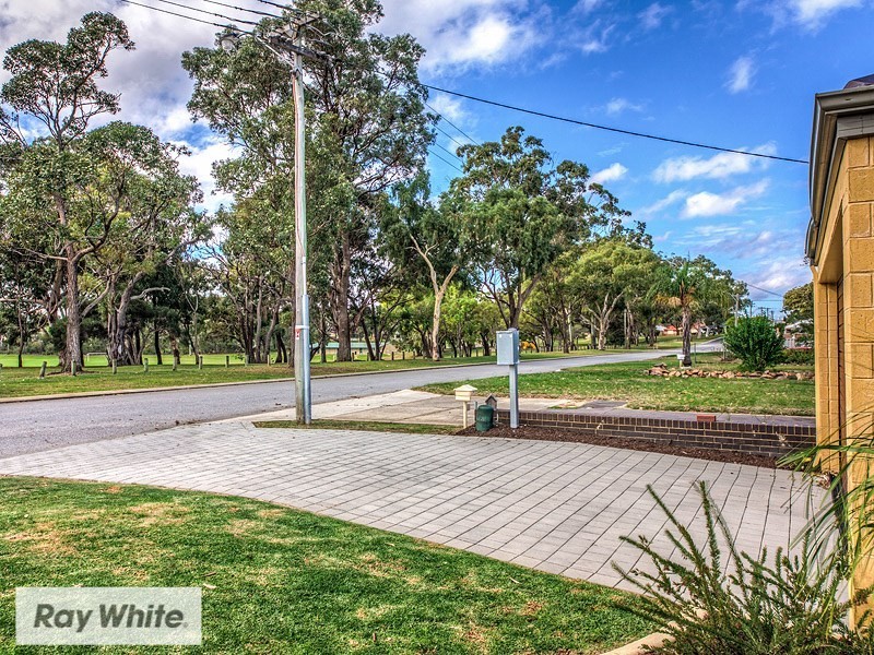 103a Rochester Circle, Balga WA 6061