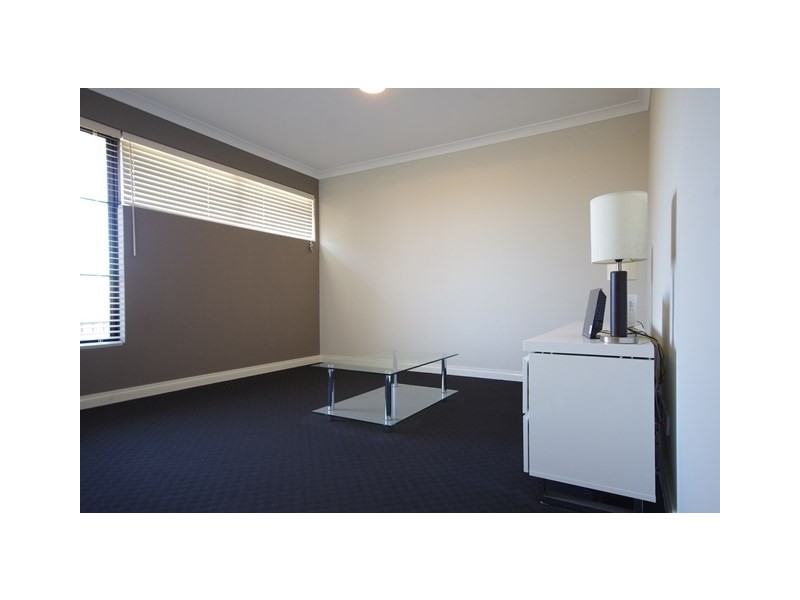 146 Suffolk Street, Caversham WA 6055