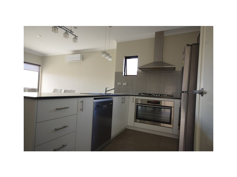 146 Suffolk Street, Caversham WA 6055