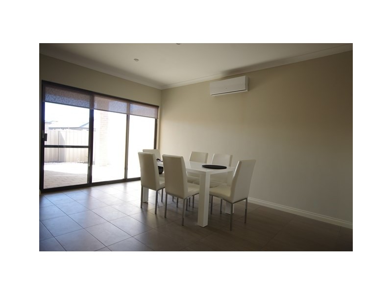 146 Suffolk Street, Caversham WA 6055