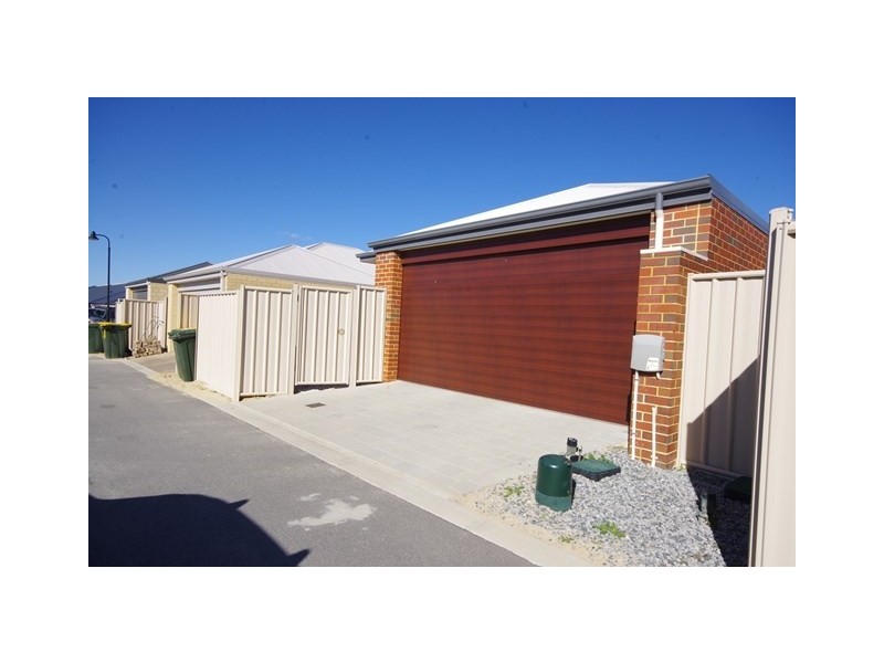 146 Suffolk Street, Caversham WA 6055