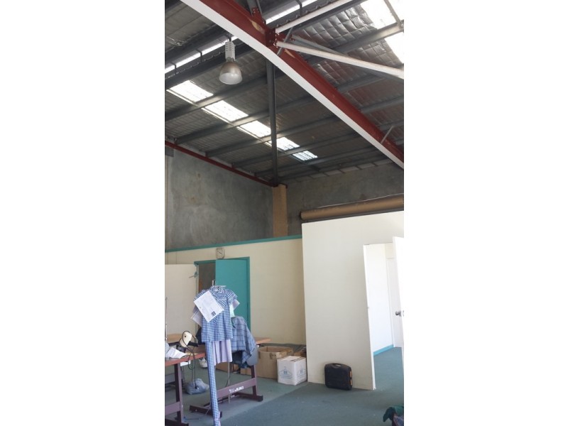 1/27 Enterprise Crescent, Malaga WA 6090