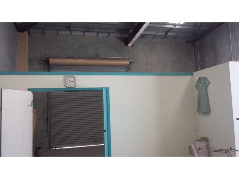 1/27 Enterprise Crescent, Malaga WA 6090