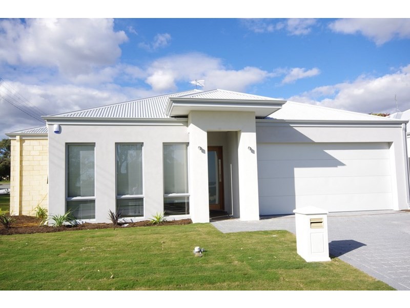 14 and 16 Danehill Way, Balga WA 6061