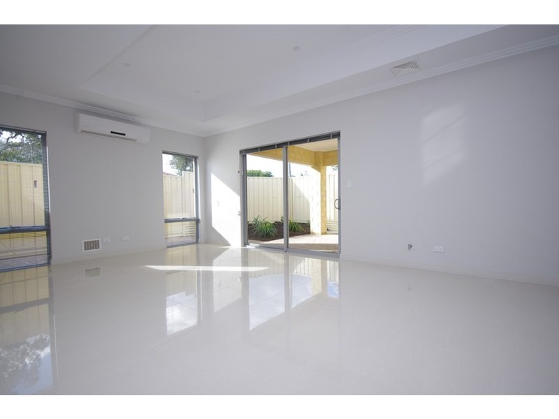 14 and 16 Danehill Way, Balga WA 6061