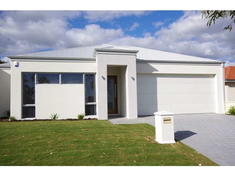 14 and 16 Danehill Way, Balga WA 6061