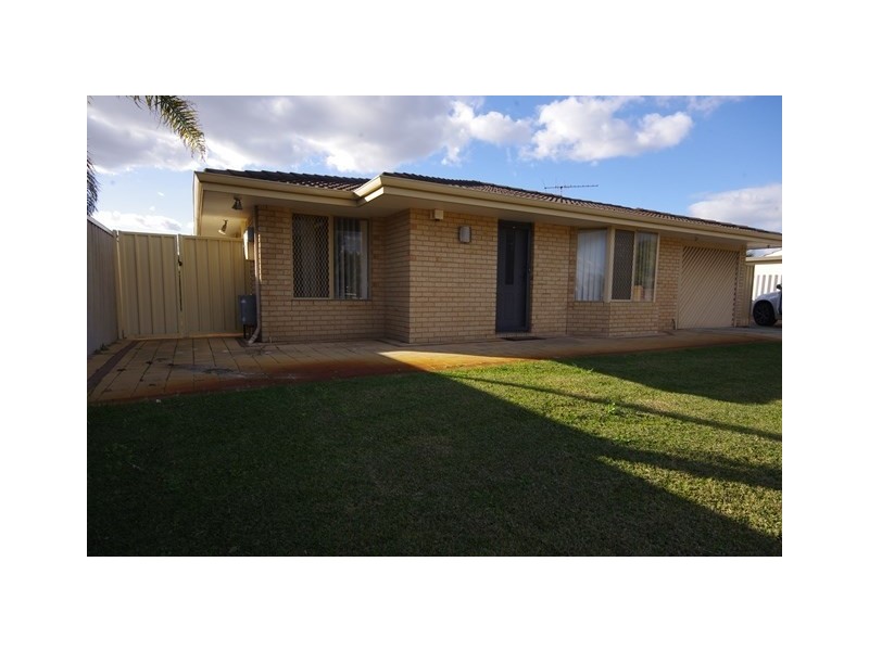 79 Cassowary Drive, Ballajura WA 6066