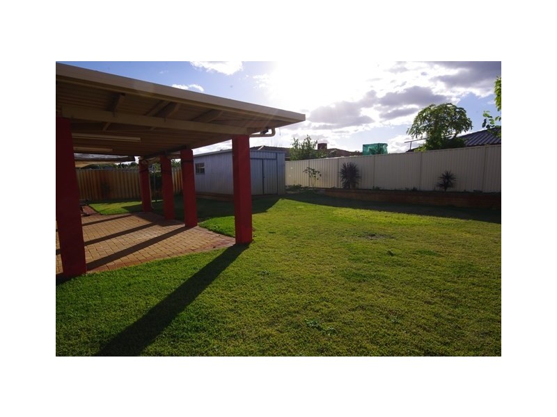 79 Cassowary Drive, Ballajura WA 6066