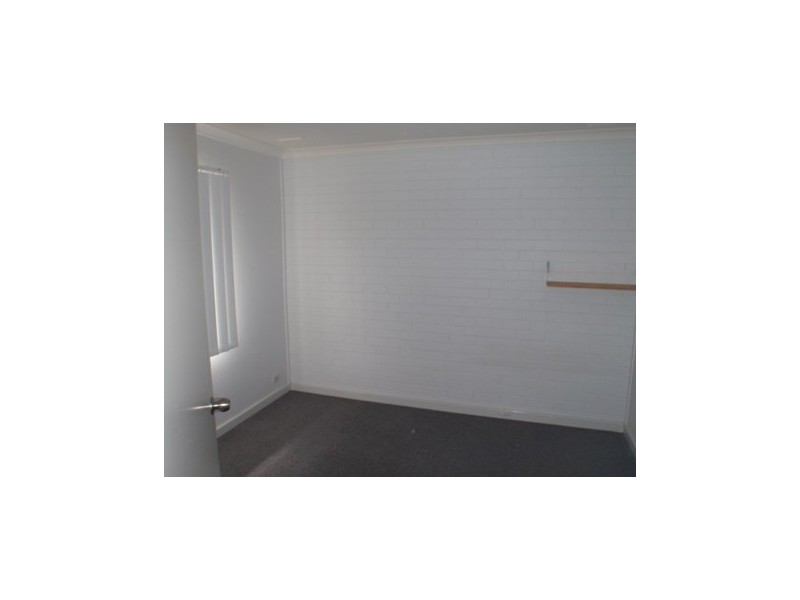 29 Stroughton Road, Westminster WA 6061