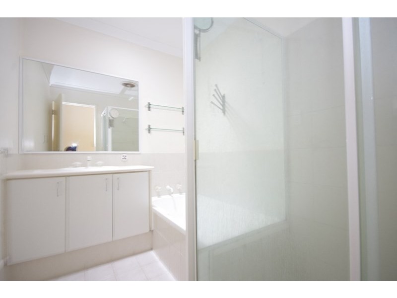 3/2 Carcoola Court, Nollamara WA 6061