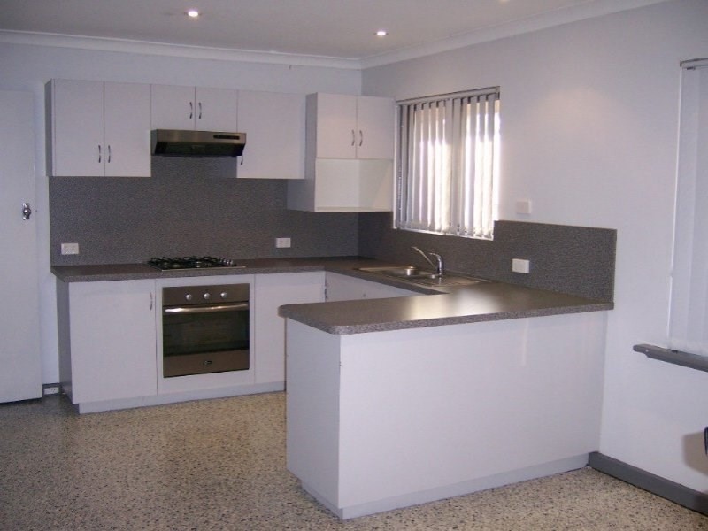 21 Roxwell Way, Girrawheen WA 6064