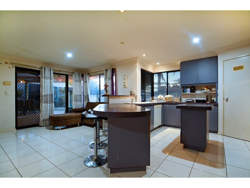 18 Clipper Drive, Ballajura WA 6066