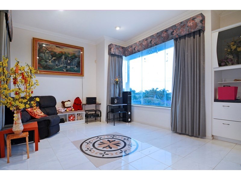 18 Clipper Drive, Ballajura WA 6066