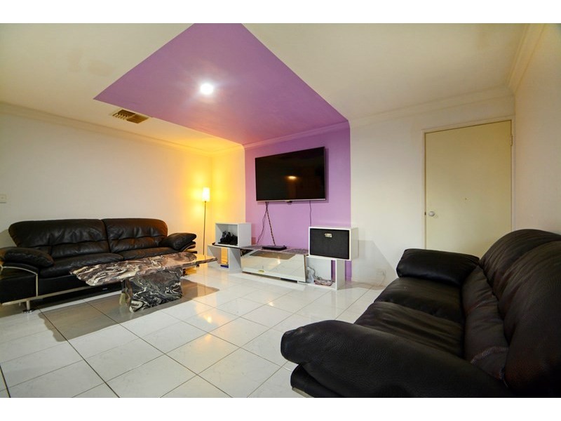 18 Clipper Drive, Ballajura WA 6066