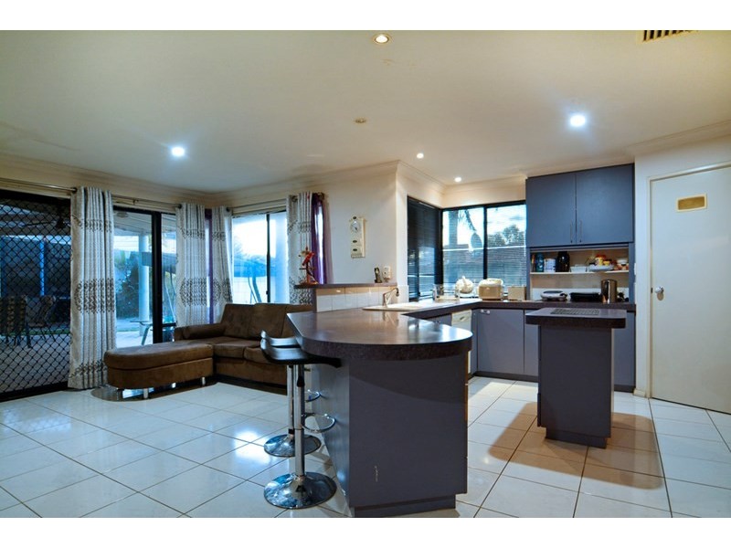 18 Clipper Drive, Ballajura WA 6066