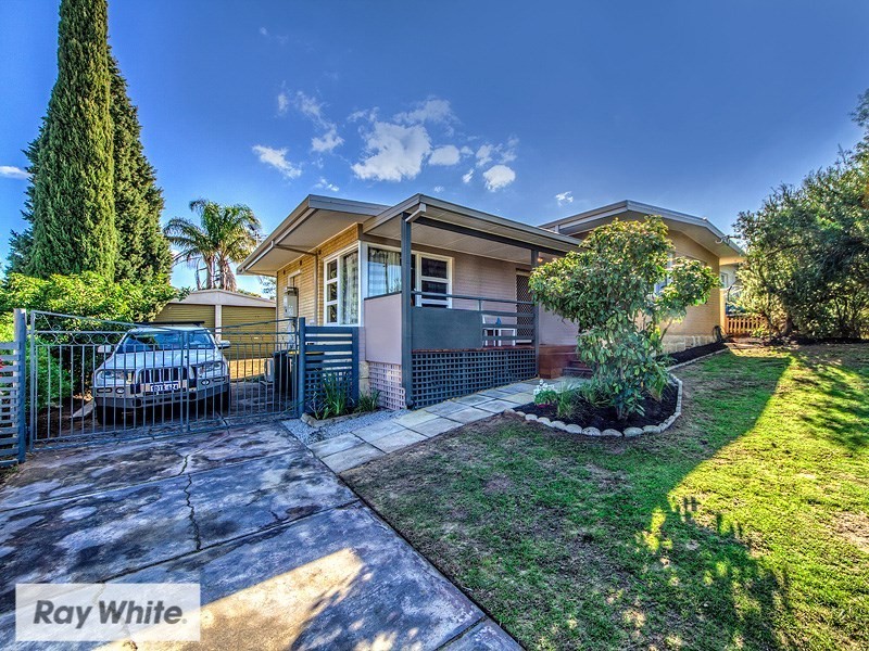 36 Denston Way, Girrawheen WA 6064