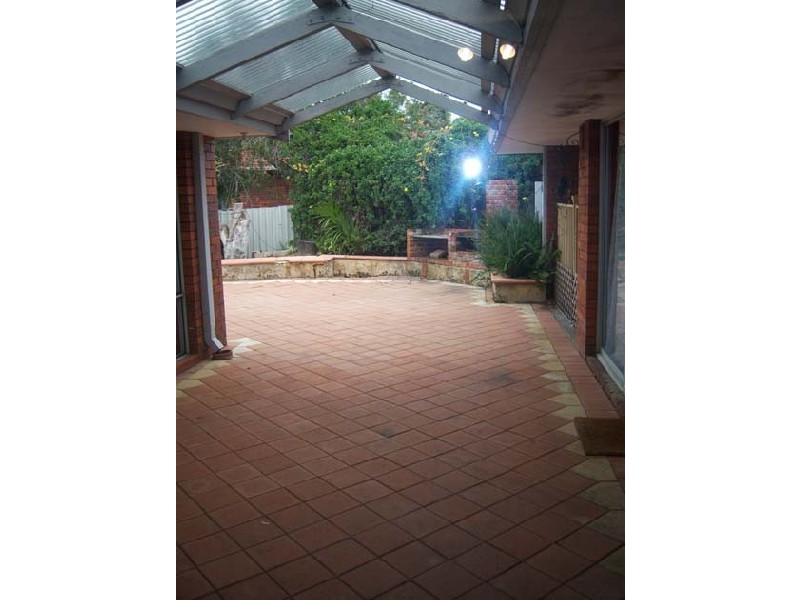 14 Blackall Drive, Greenwood WA 6024