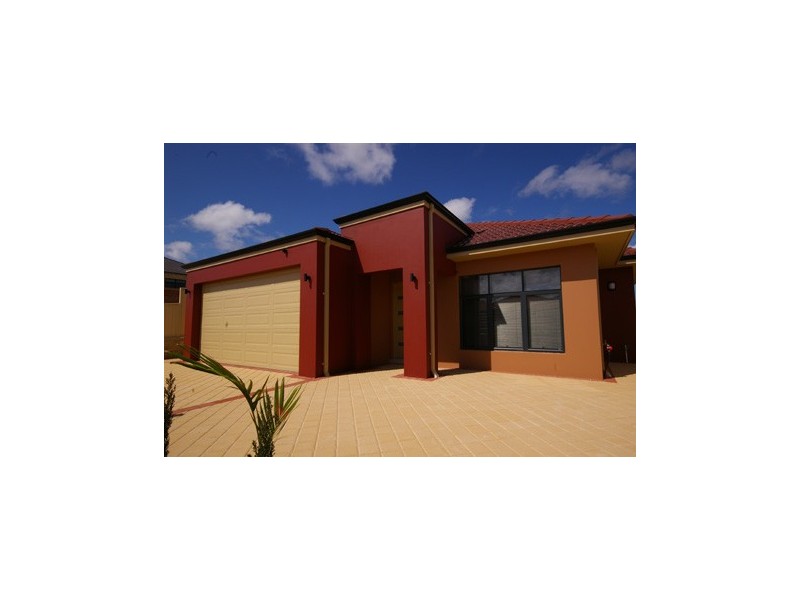 78 Gaby Way, Marangaroo WA 6064