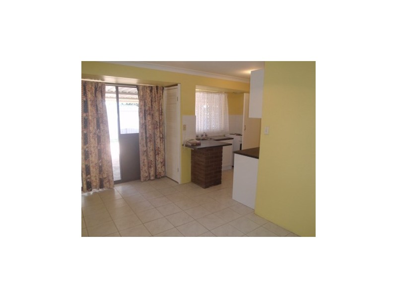 8 Snowberry Retreat, Mirrabooka WA 6061