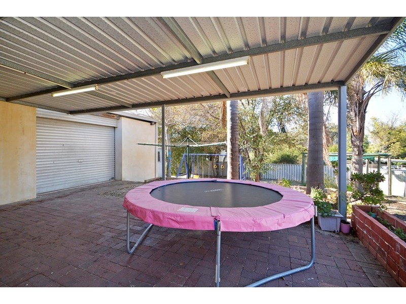 39 Altone Road, Lockridge WA 6054