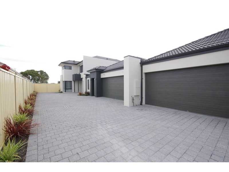 1,2and3/48 Kembla Circle, Madeley WA 6065