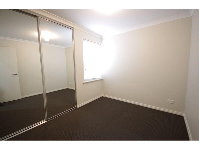 1,2and3/48 Kembla Circle, Madeley WA 6065