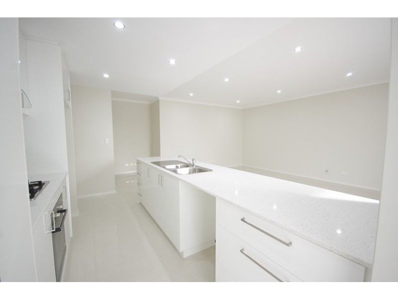 1,2and3/48 Kembla Circle, Madeley WA 6065