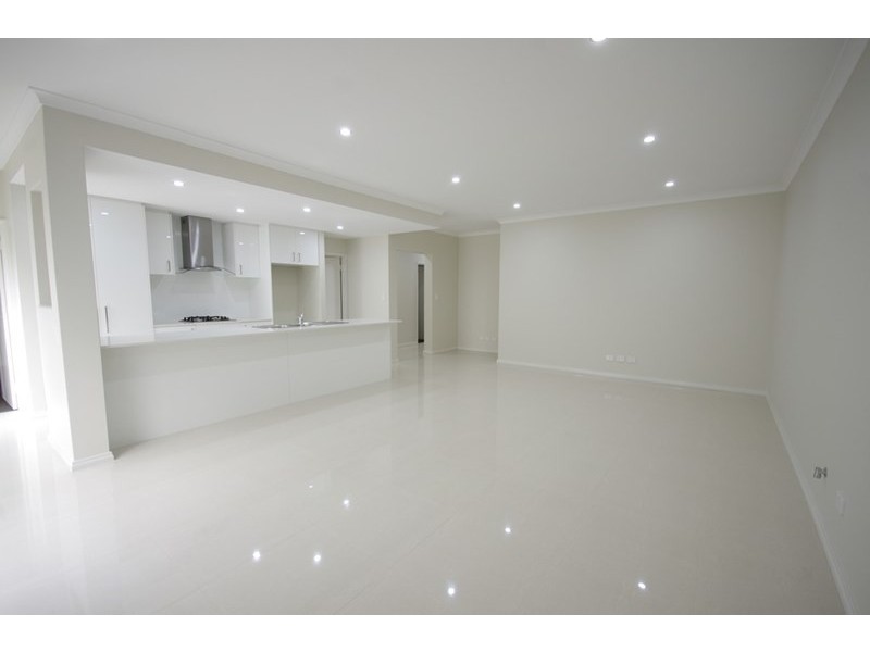 1,2and3/48 Kembla Circle, Madeley WA 6065