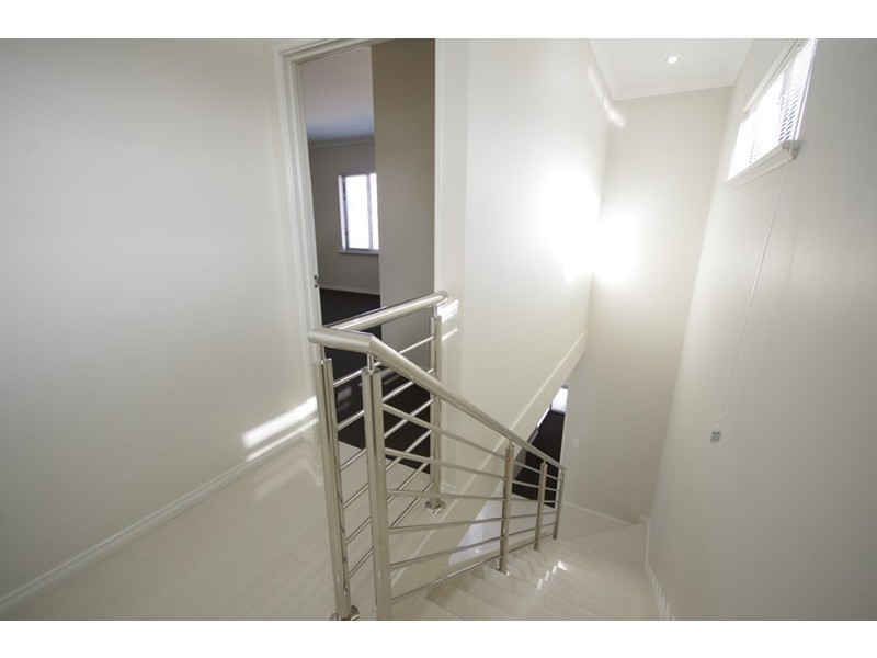 1,2and3/48 Kembla Circle, Madeley WA 6065