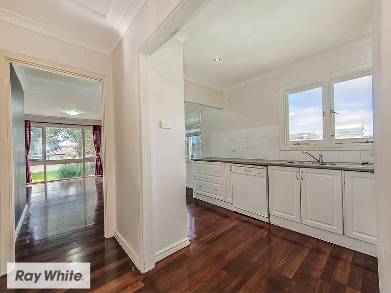 32 Denston Way, Girrawheen WA 6064