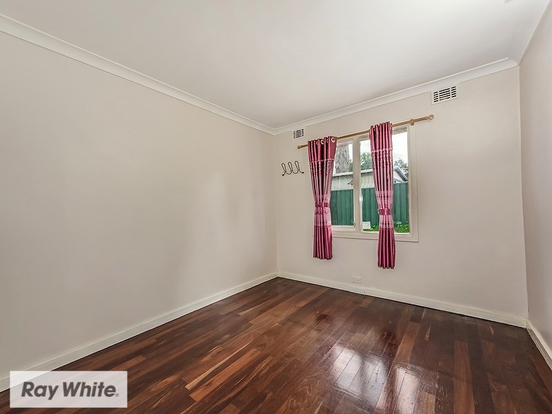 32 Denston Way, Girrawheen WA 6064