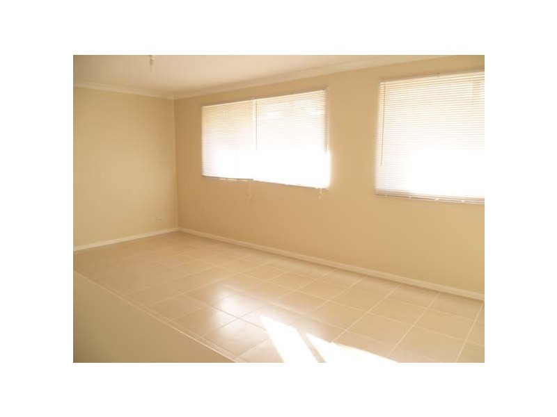 26 Harris Way, Westminster WA 6061