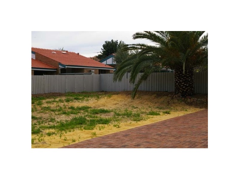 26 Harris Way, Westminster WA 6061