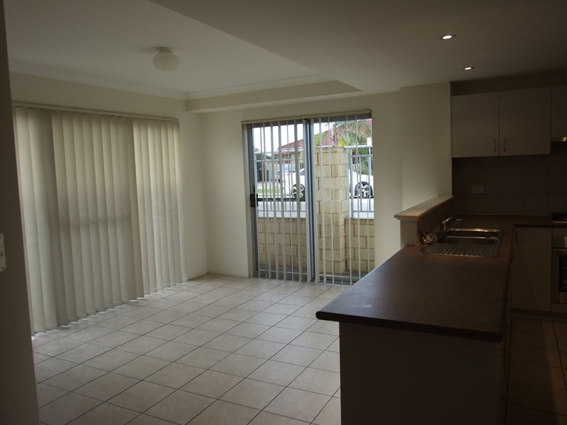 1/18 Gibbs Street, East Cannington WA 6107