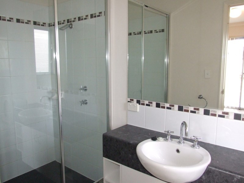 1/18 Gibbs Street, East Cannington WA 6107