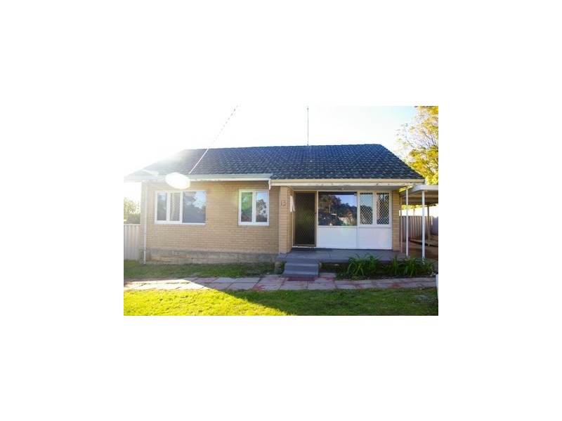 13 Greville Way, Girrawheen WA 6064