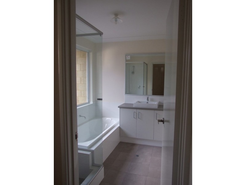 6 Indee Way, Harrisdale WA 6112