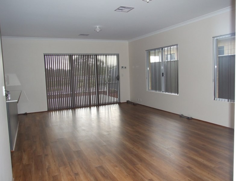 6 Indee Way, Harrisdale WA 6112