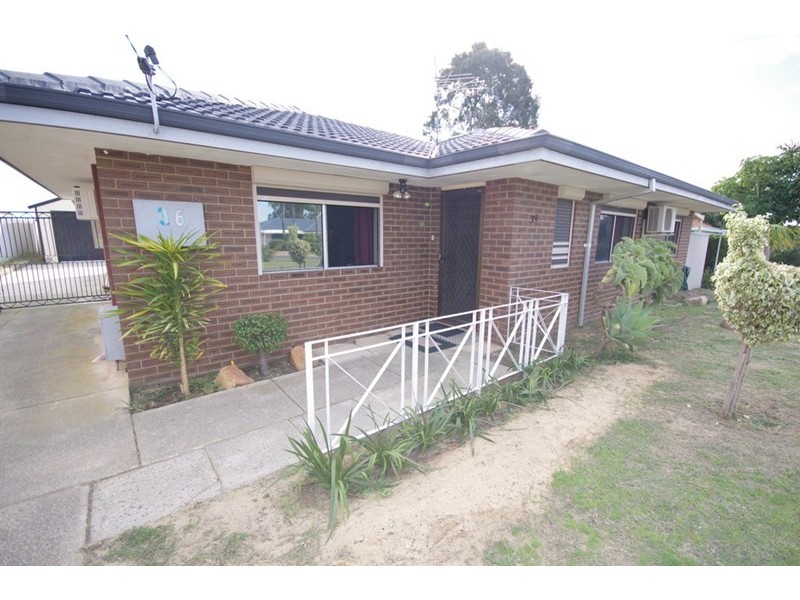 36 Curtis Way, Girrawheen WA 6064