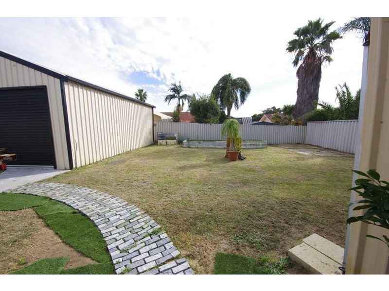 36 Curtis Way, Girrawheen WA 6064