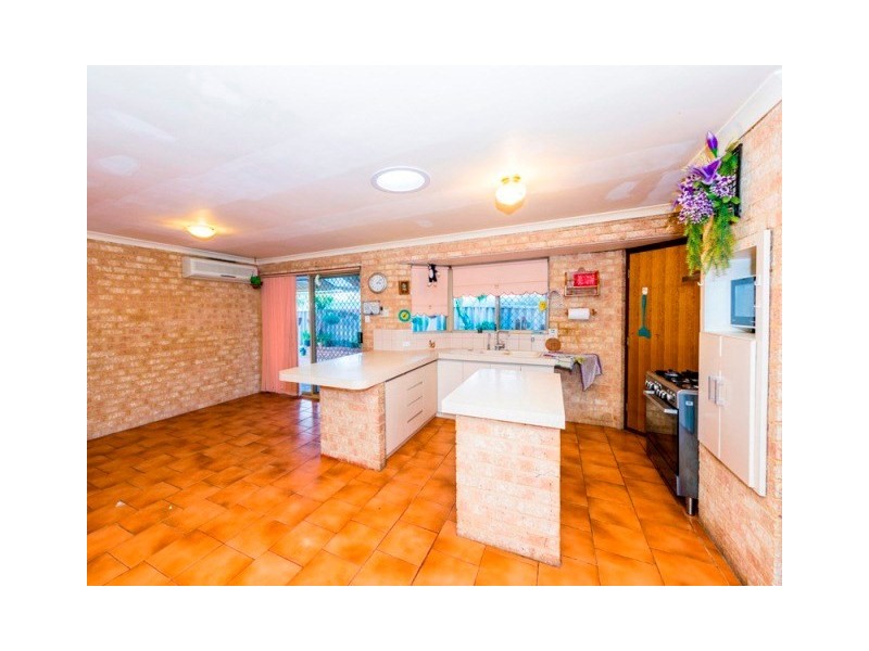 5 Breccia Court, Ballajura WA 6066