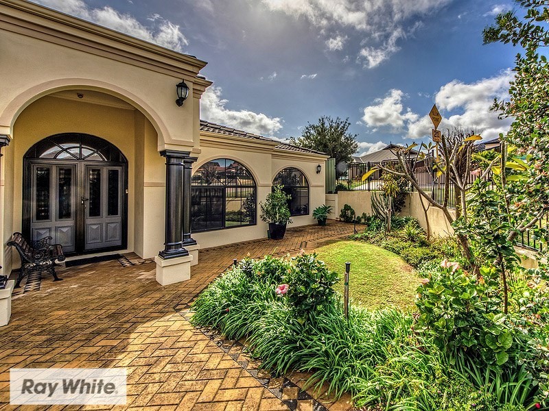 79 Everglades Parade, Landsdale WA 6065