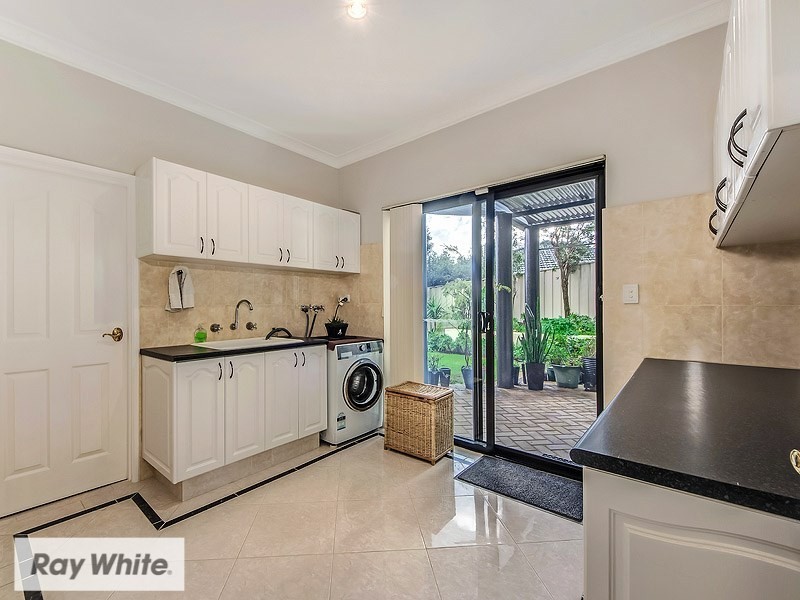 79 Everglades Parade, Landsdale WA 6065