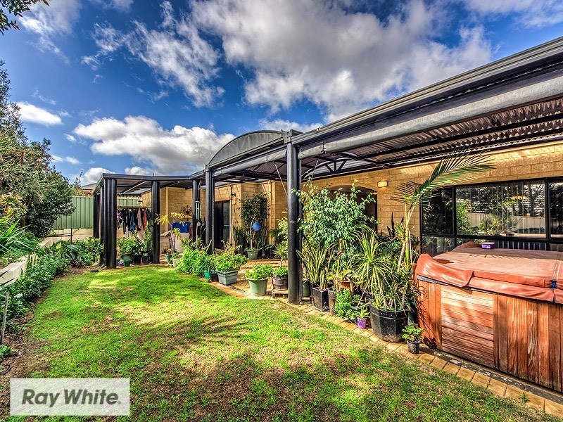 79 Everglades Parade, Landsdale WA 6065