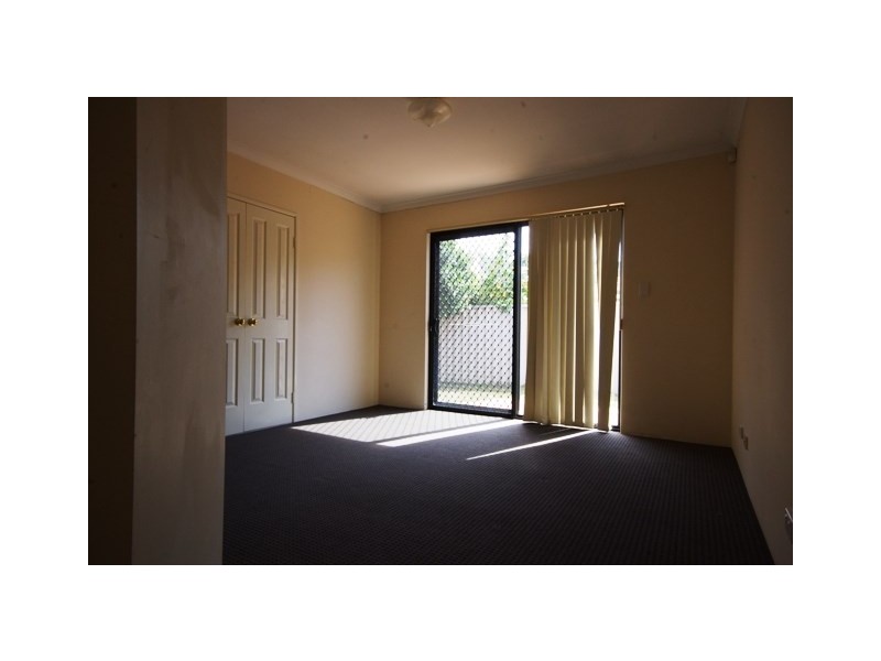 8B Nanson Way, Nollamara WA 6061