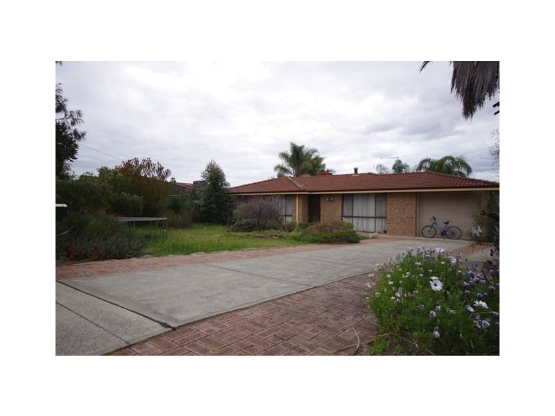 11 Ambleside Close, Balga WA 6061