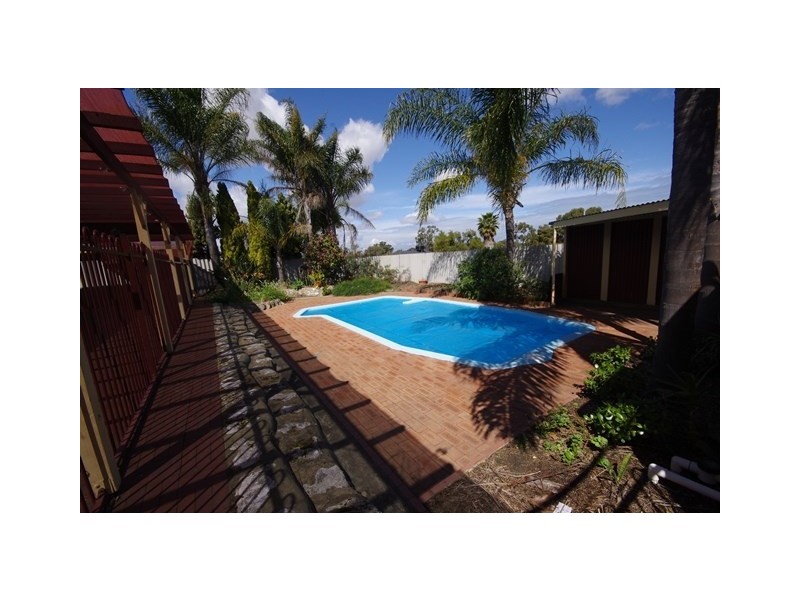 11 Ambleside Close, Balga WA 6061