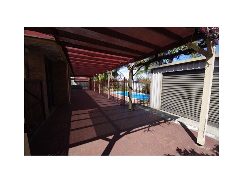 11 Ambleside Close, Balga WA 6061
