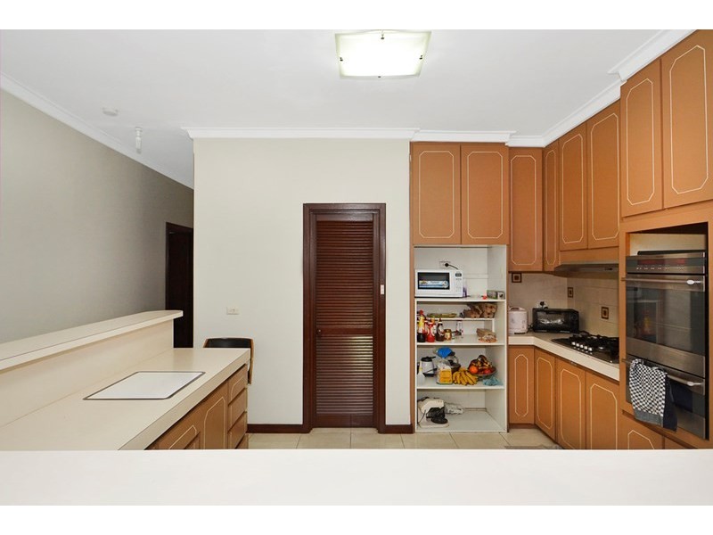 6 Brookland Crescent, Marangaroo WA 6064