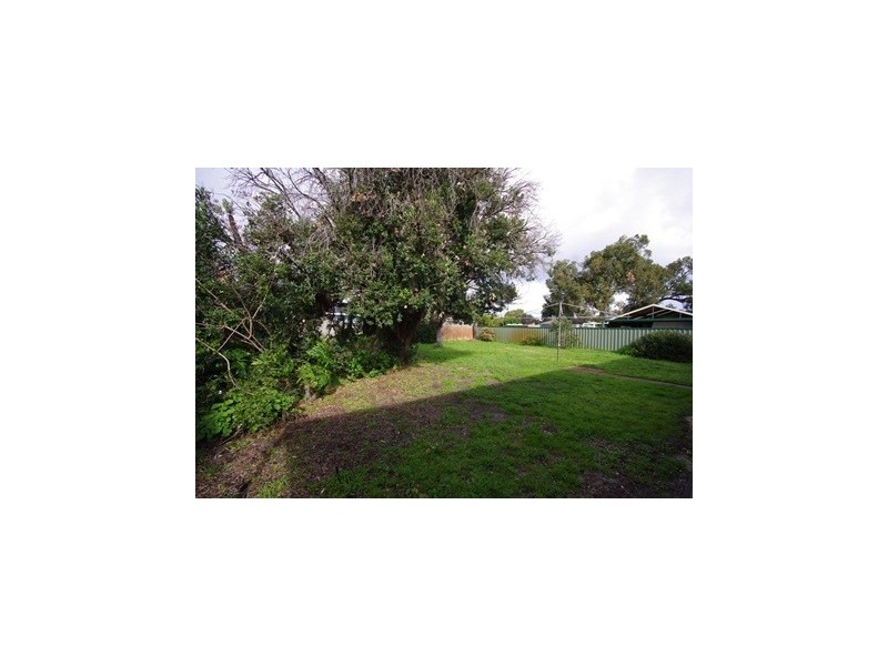 159 Howes Crescent, Dianella WA 6059